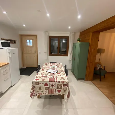Le Clos Fleuri 1 Apartment Sixt-Fer-a-Cheval
